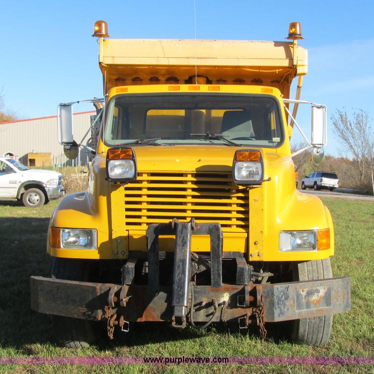 image for item Z9111 1998 International 4900 dump truck