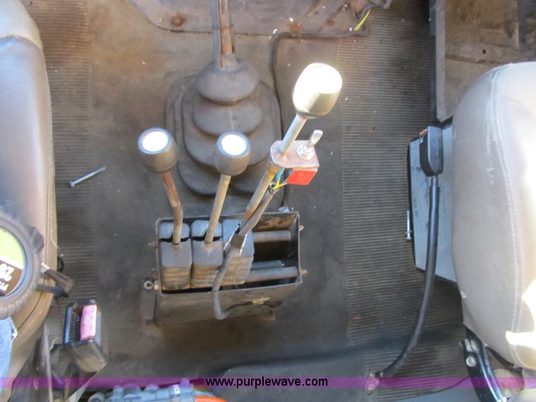 image for item Z9111 1998 International 4900 dump truck