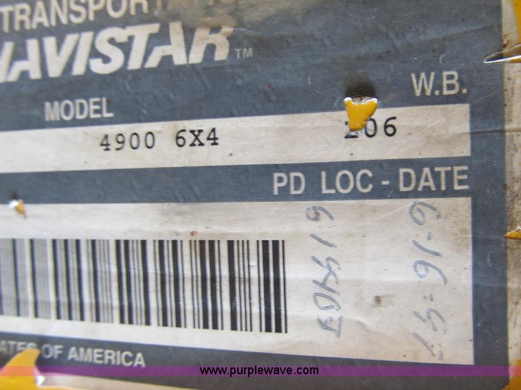 image for item Z9111 1998 International 4900 dump truck