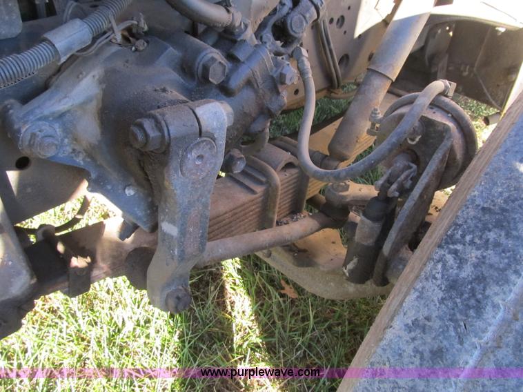 image for item Z9111 1998 International 4900 dump truck