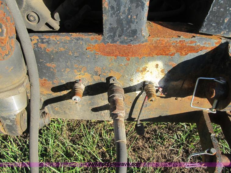 image for item Z9111 1998 International 4900 dump truck