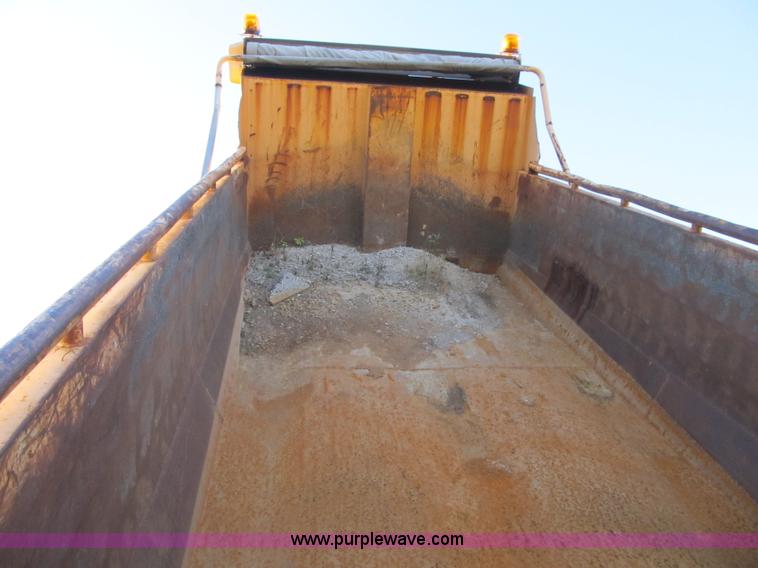 image for item Z9111 1998 International 4900 dump truck