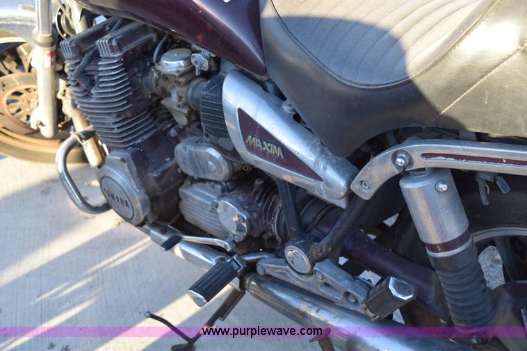 image for item I8634 1982 Yamaha Max motorcycle