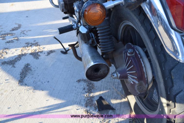 image for item I8634 1982 Yamaha Max motorcycle