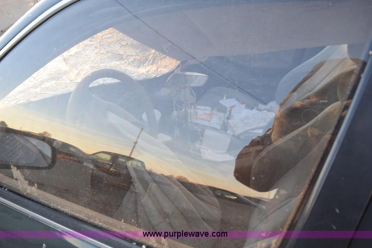 image for item I8637 1993 Toyota Camry LE