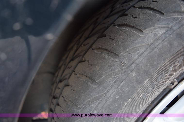 image for item I8637 1993 Toyota Camry LE