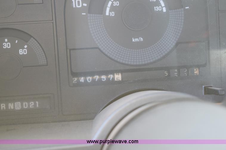 image for item I8638 1989 Chevrolet Silverado 1500 Ext. Cab pickup truck