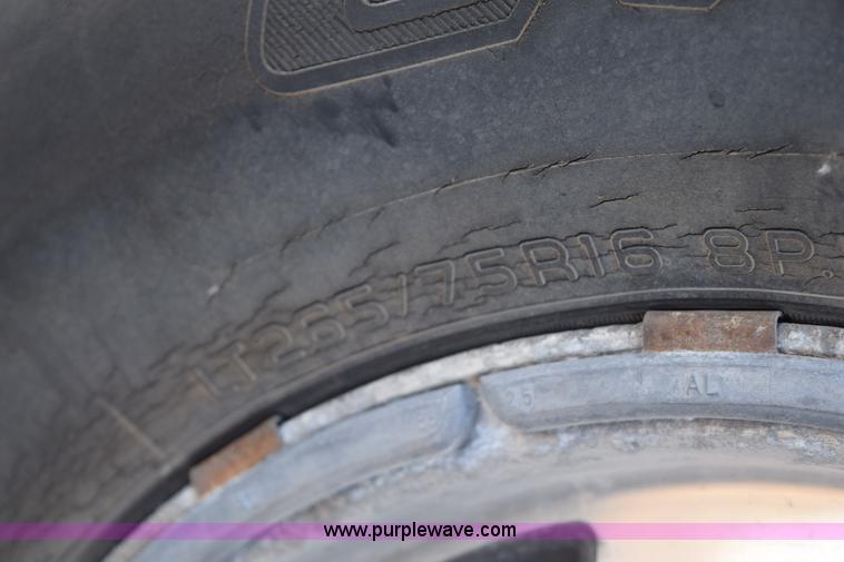 image for item I8638 1989 Chevrolet Silverado 1500 Ext. Cab pickup truck