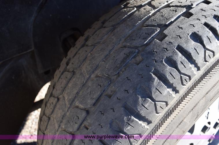 image for item I8638 1989 Chevrolet Silverado 1500 Ext. Cab pickup truck