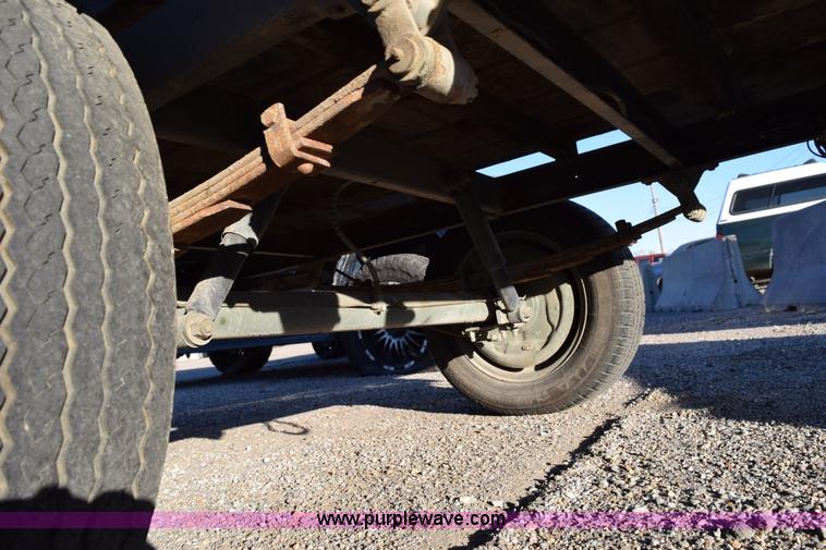 image for item I8641 1990 shop built utility trailer