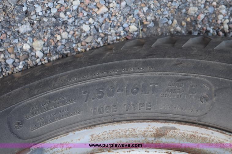 image for item I8641 1990 shop built utility trailer