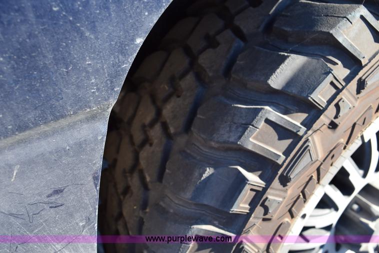 image for item I8644 2003 GMC Yukon XL 1500 SUV