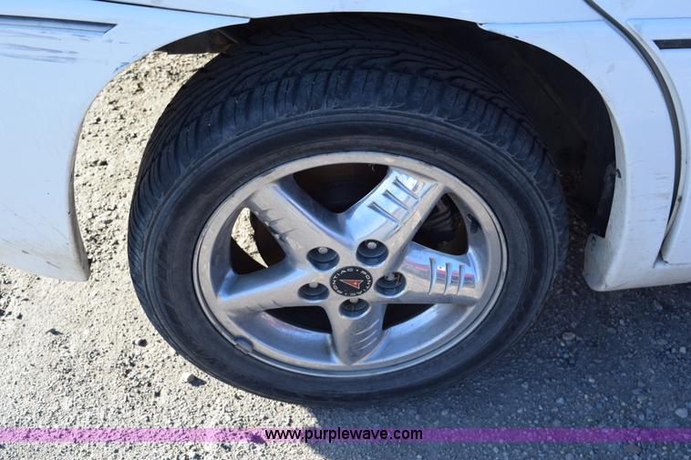 image for item I8645 1999 Pontiac Grand Am GT