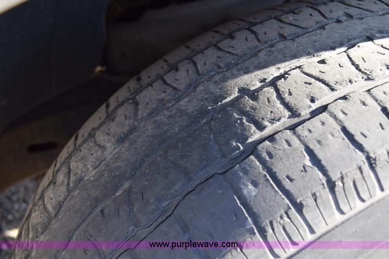 image for item I8646 2000 Dodge Dakota Sport Quad Cab pickup truck