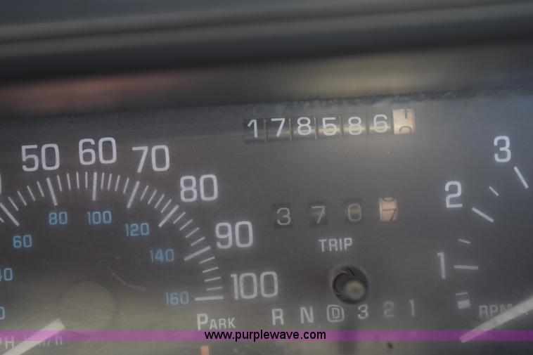 image for item I8647 1998 Buick LeSabre Limited