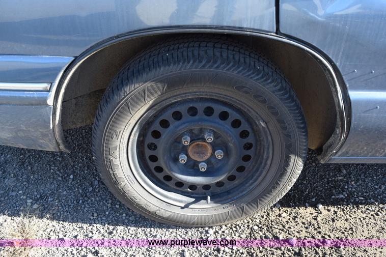 image for item I8647 1998 Buick LeSabre Limited