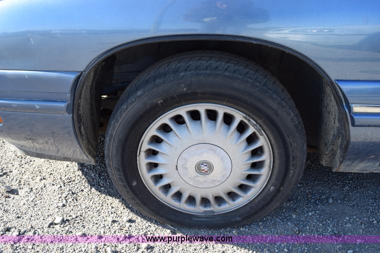 image for item I8647 1998 Buick LeSabre Limited
