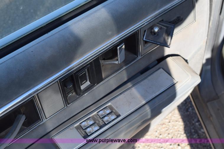 image for item I8648 1989 Oldsmobile Royale Brougham Eighty Eight