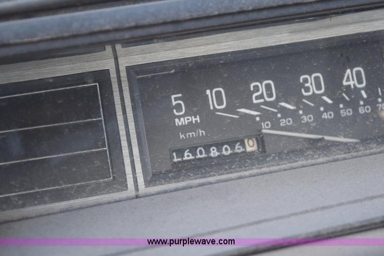 image for item I8648 1989 Oldsmobile Royale Brougham Eighty Eight