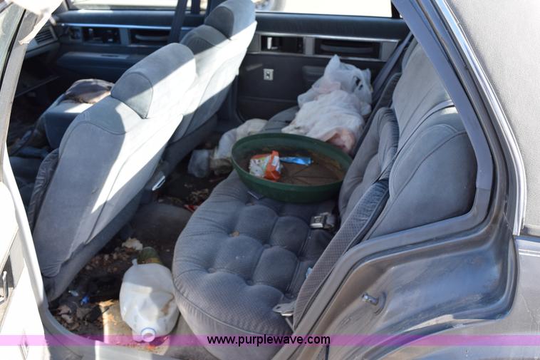 image for item I8648 1989 Oldsmobile Royale Brougham Eighty Eight