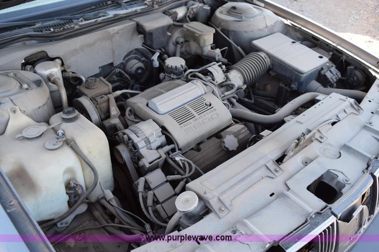 image for item I8648 1989 Oldsmobile Royale Brougham Eighty Eight