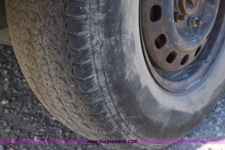 image for item I8648 1989 Oldsmobile Royale Brougham Eighty Eight