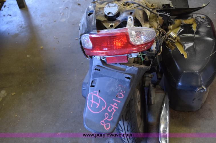 image for item I8649 2011 Tao Tao moped