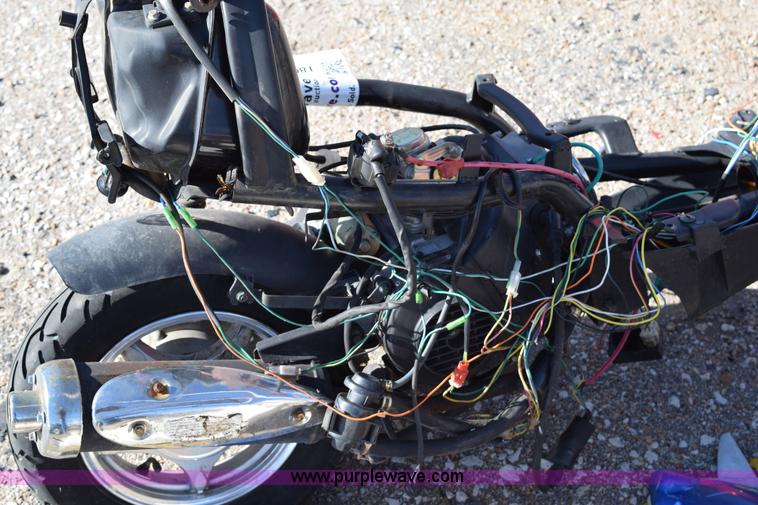 image for item I8650 2012 Tao Tao CY503 moped