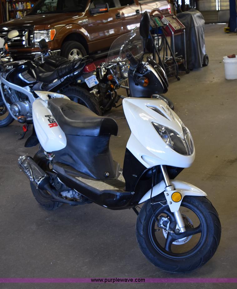 image for item I8651 2013 Bashan moped