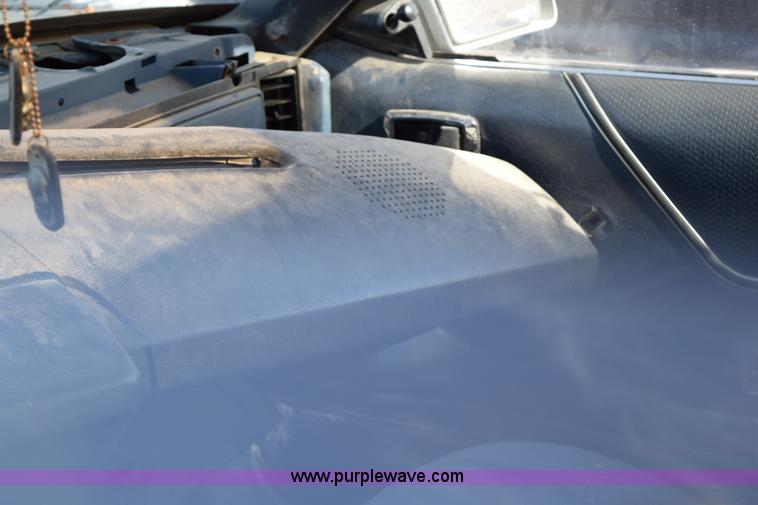 image for item I8655 1986 Ford Mustang