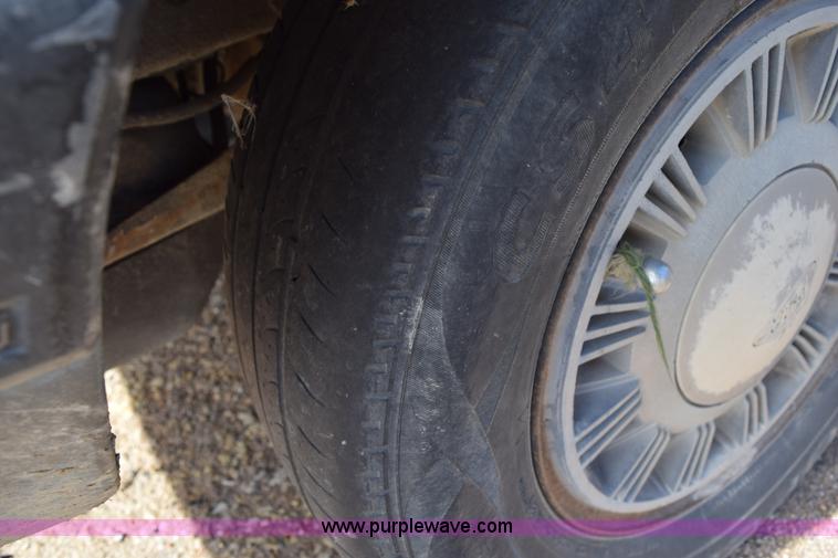 image for item I8655 1986 Ford Mustang