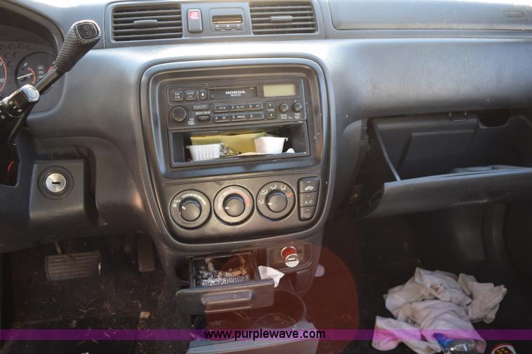 image for item I8656 2000 Honda CR-V LX SUV