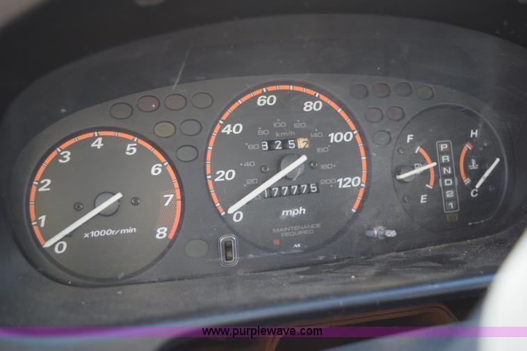 image for item I8656 2000 Honda CR-V LX SUV