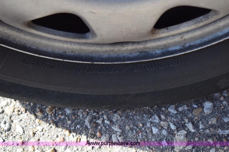 image for item I8656 2000 Honda CR-V LX SUV