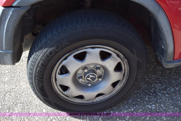 image for item I8656 2000 Honda CR-V LX SUV