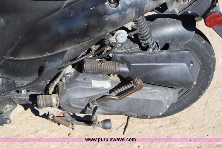 image for item I8657 2012 Tao Tao moped