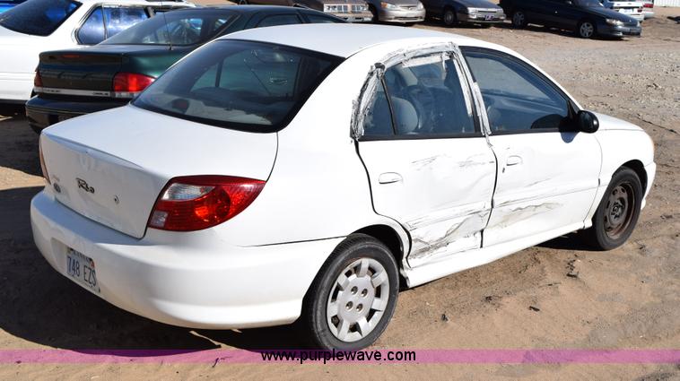 image for item I8660 2002 Kia Rio