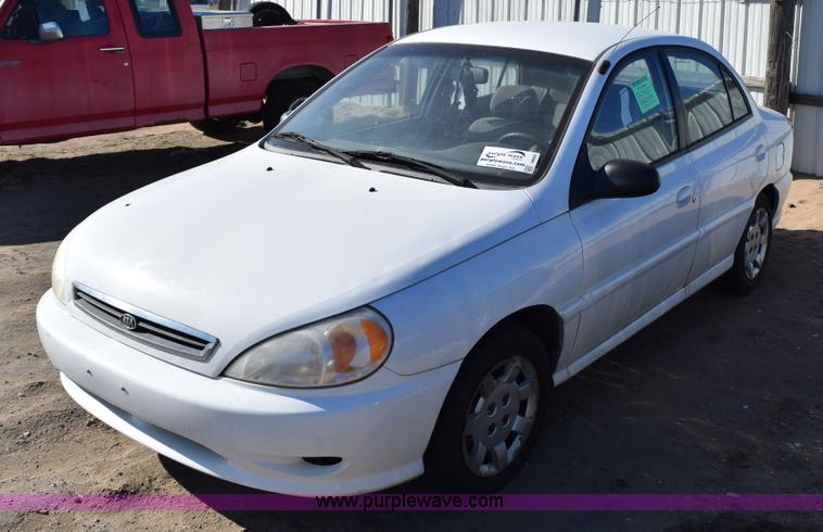 image for item I8660 2002 Kia Rio