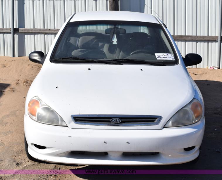 image for item I8660 2002 Kia Rio
