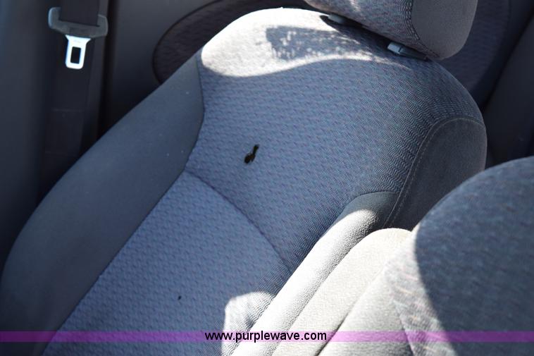 image for item I8660 2002 Kia Rio