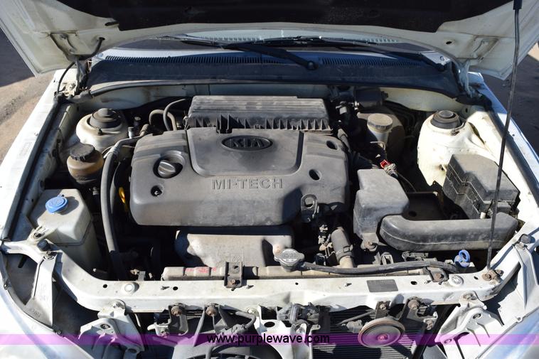 image for item I8660 2002 Kia Rio