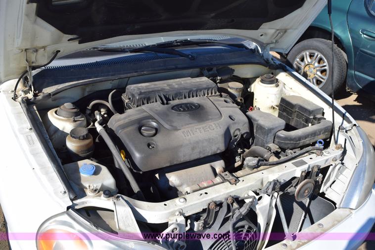 image for item I8660 2002 Kia Rio