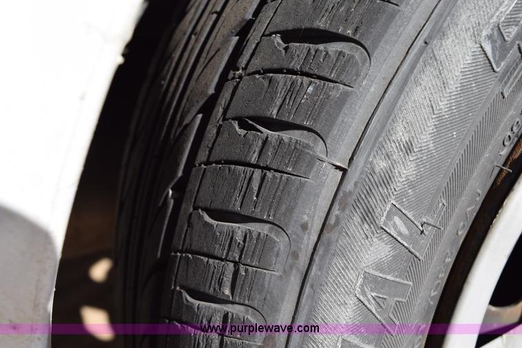 image for item I8660 2002 Kia Rio