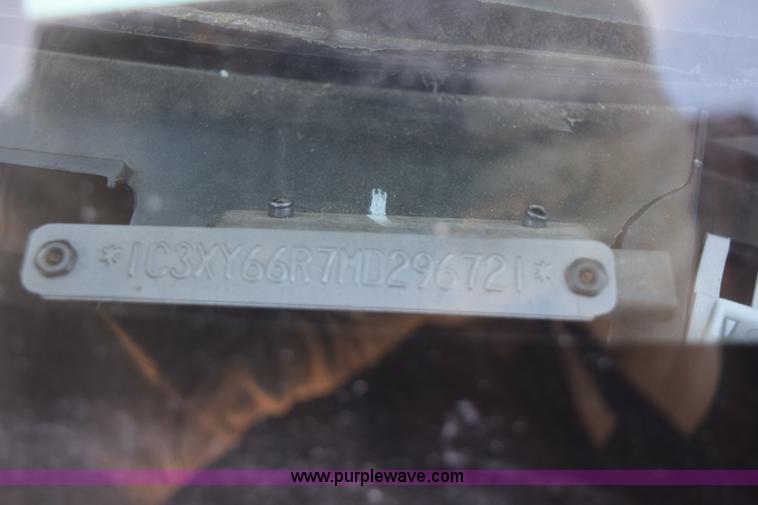 image for item I8663 1991 Chrysler New Yorker Fifth Avenue