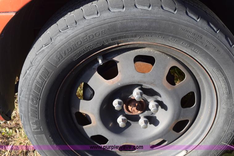 image for item I8664 2007 Dodge Caliber SXT