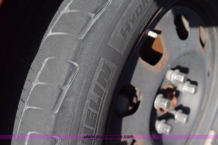 image for item I8664 2007 Dodge Caliber SXT