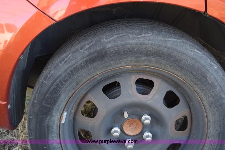 image for item I8664 2007 Dodge Caliber SXT