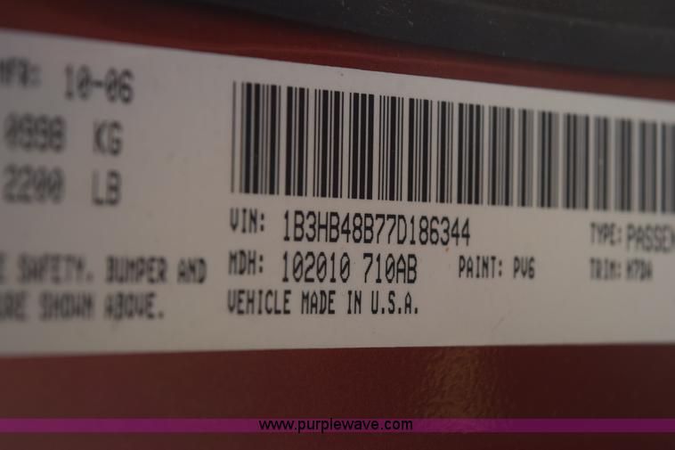 image for item I8664 2007 Dodge Caliber SXT