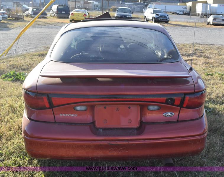 image for item I8665 2000 Ford Escort ZX2