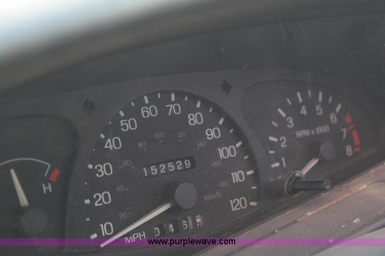 image for item I8665 2000 Ford Escort ZX2